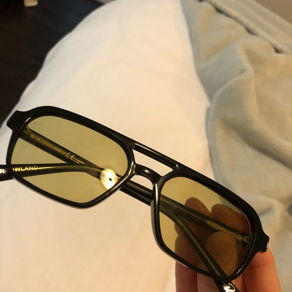 Reality Eyewear - Tomorrowland Sunglasses - Picture 4 of 7